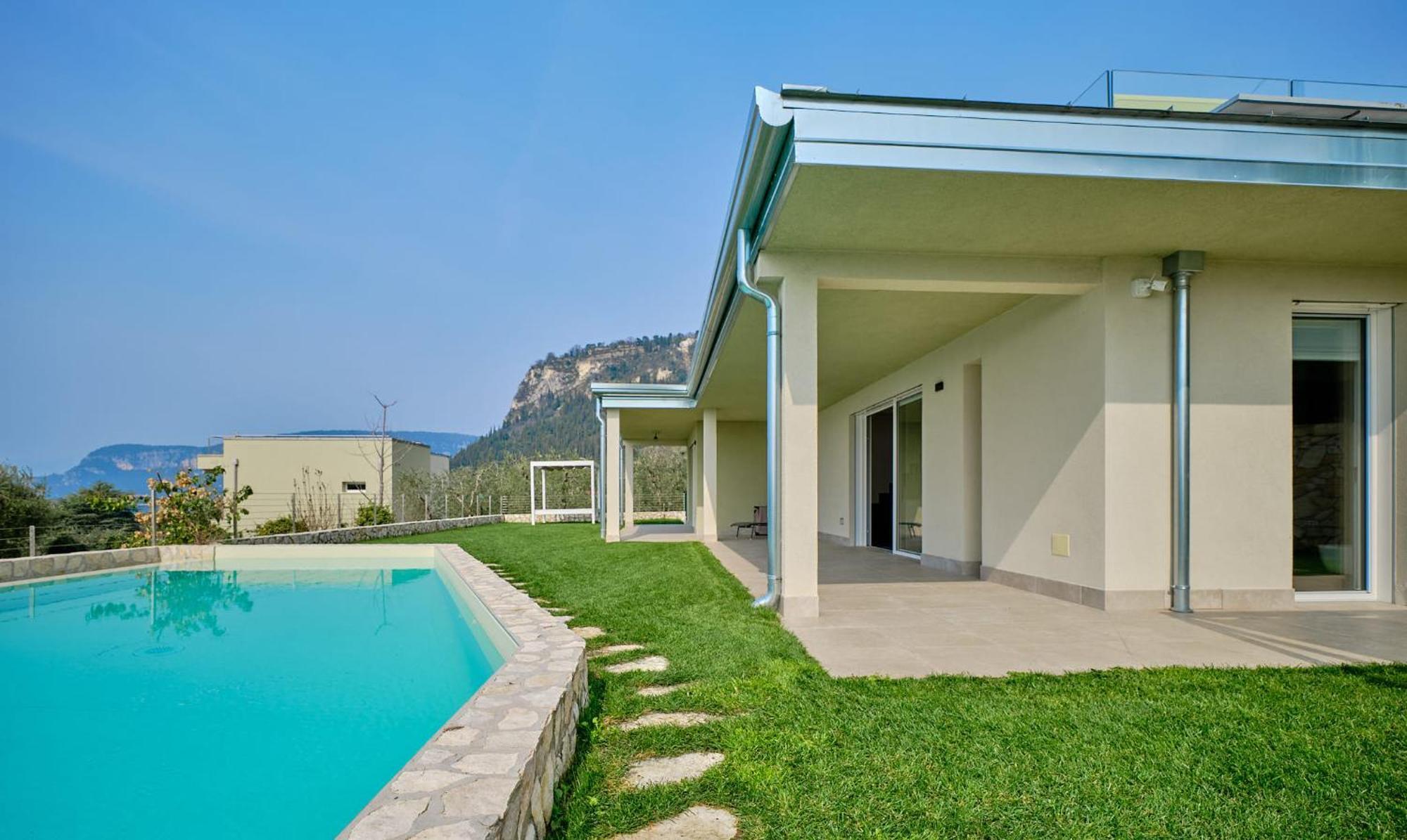 Villa Sunny Lake Suites Bardolino Exterior photo