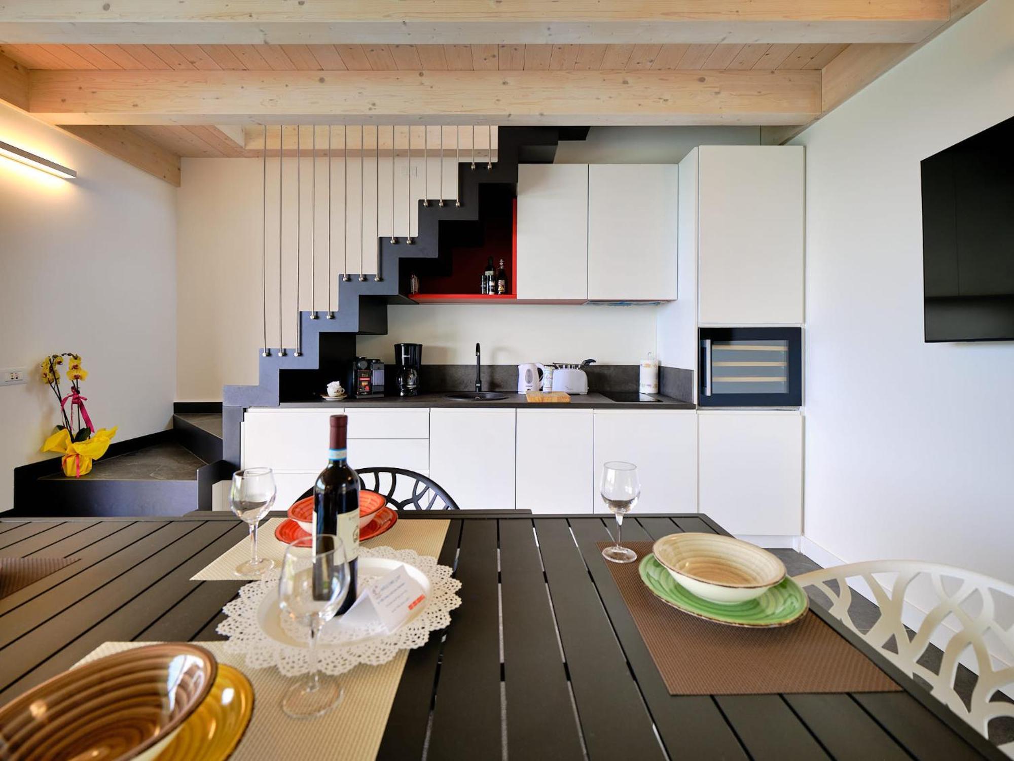 Villa Sunny Lake Suites Bardolino Exterior photo