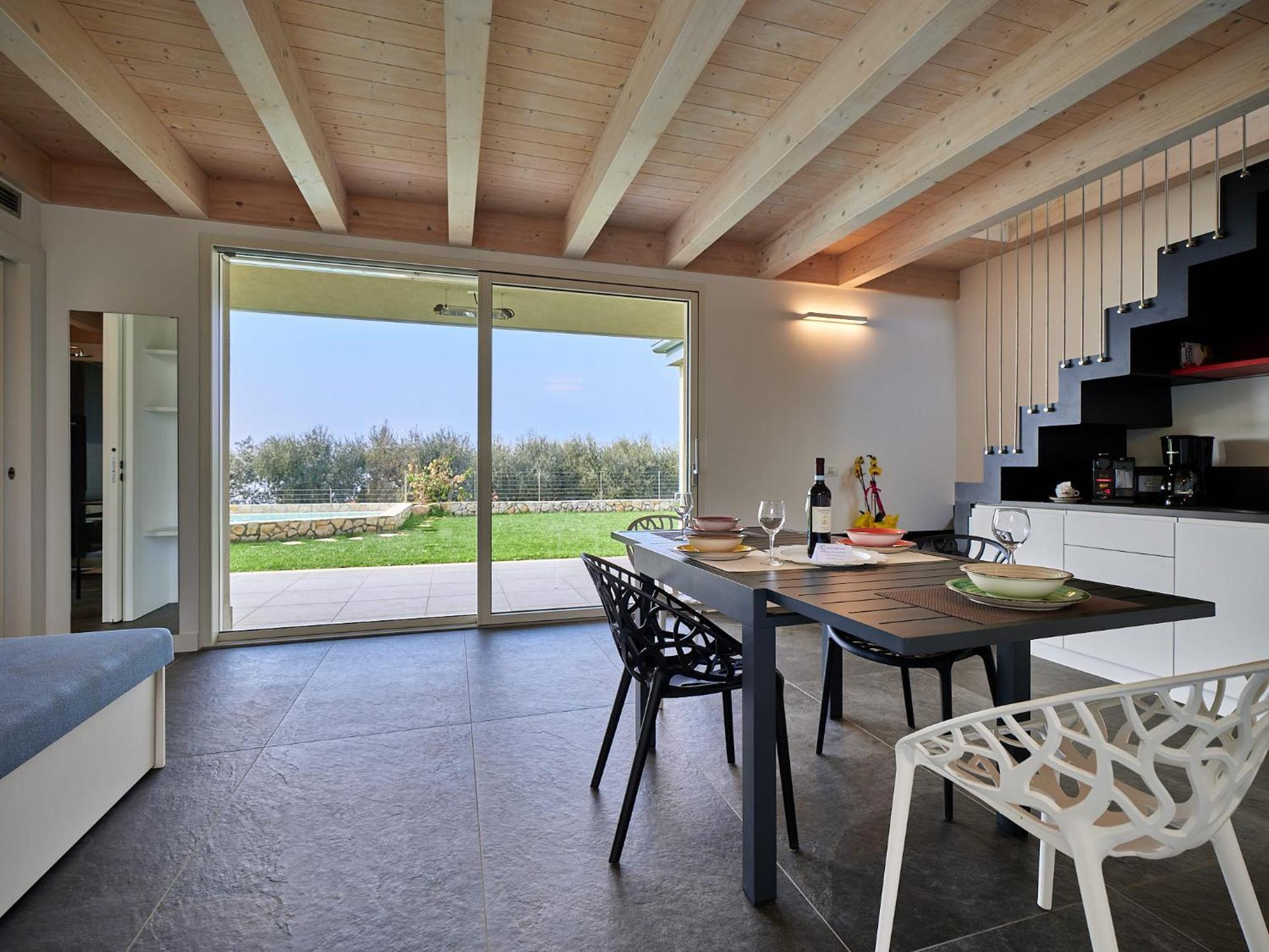 Villa Sunny Lake Suites Bardolino Exterior photo