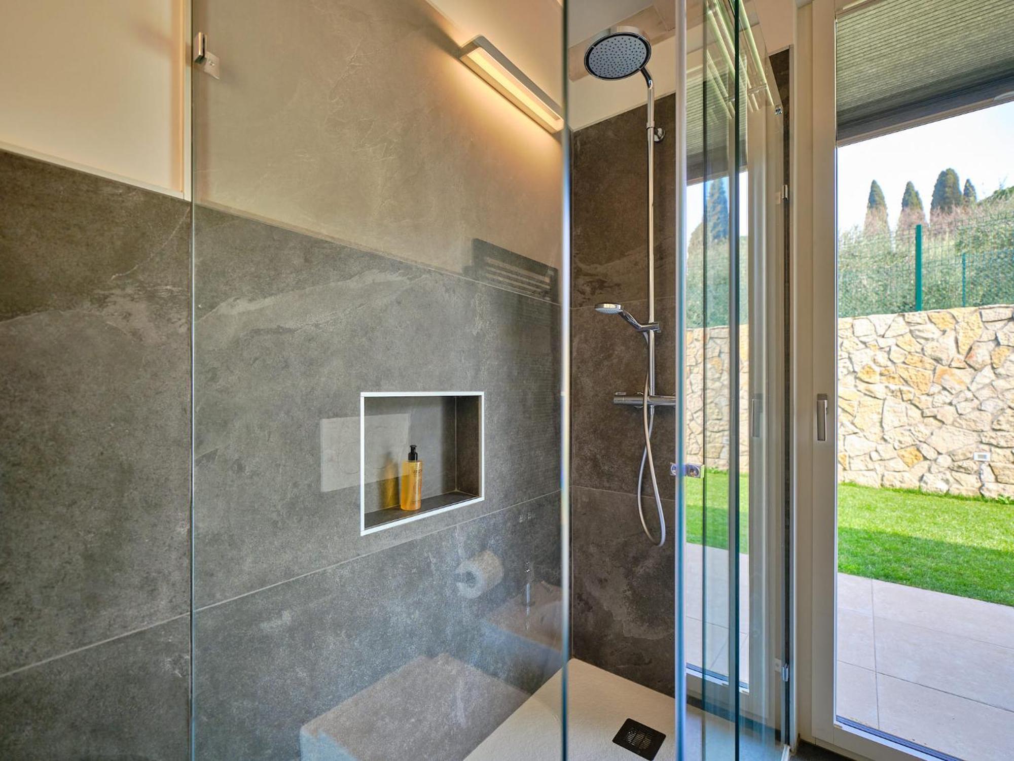 Villa Sunny Lake Suites Bardolino Exterior photo