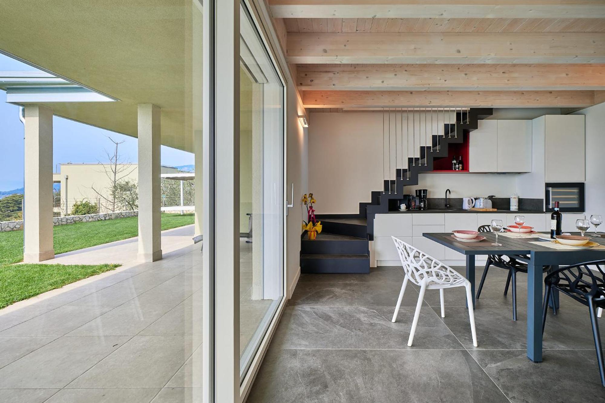 Villa Sunny Lake Suites Bardolino Exterior photo